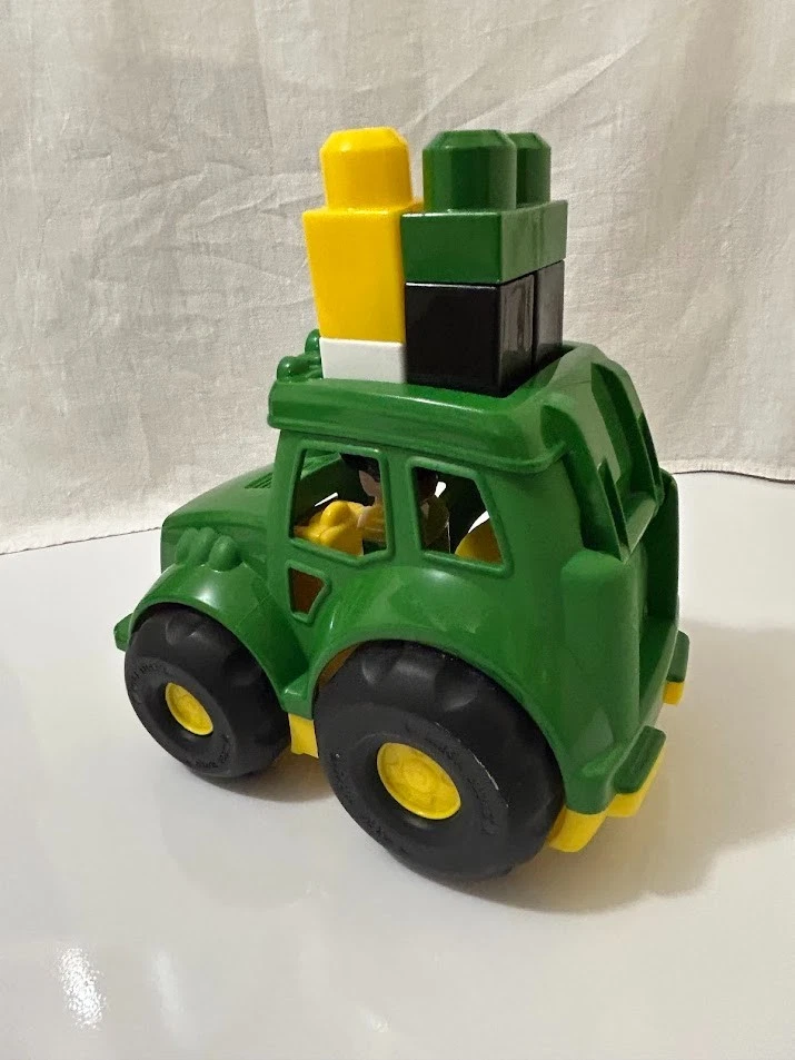 Mega Bloks John Deere Lil' Tractor and Block Buddy Figura Granja Juguete Primer Constructor Foto 3 de 4