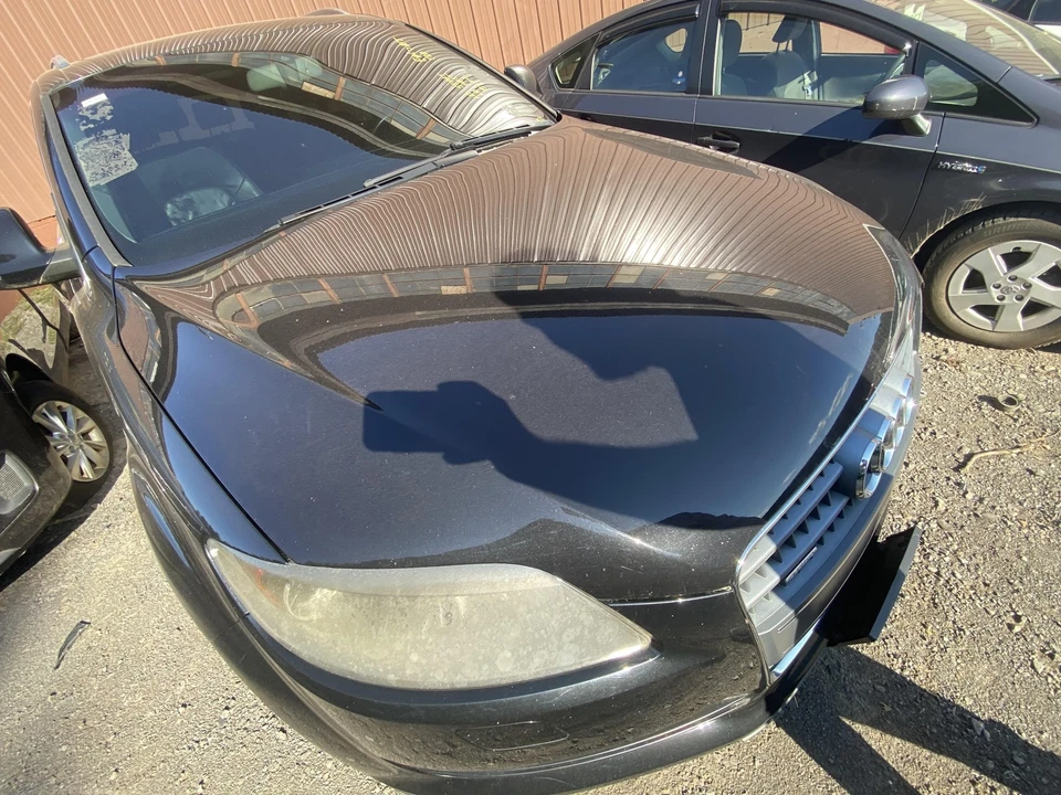 07 08 09 10 11 12 13 14 15 AUDI Q7 capó Foto 2 de 4