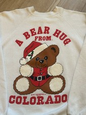 Vintage Christmas Bear Hug From Colorado Sweatshirt Men  s Large White 90  s Xmas