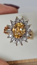 18ct Yellow Gold Cluster Ring Featuring Yellow Topaz and Diamonds