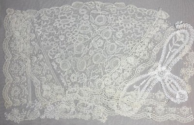 Lot of Antique Brussels Point de Gaze Bobbin Lace Trims Remnants Fragments