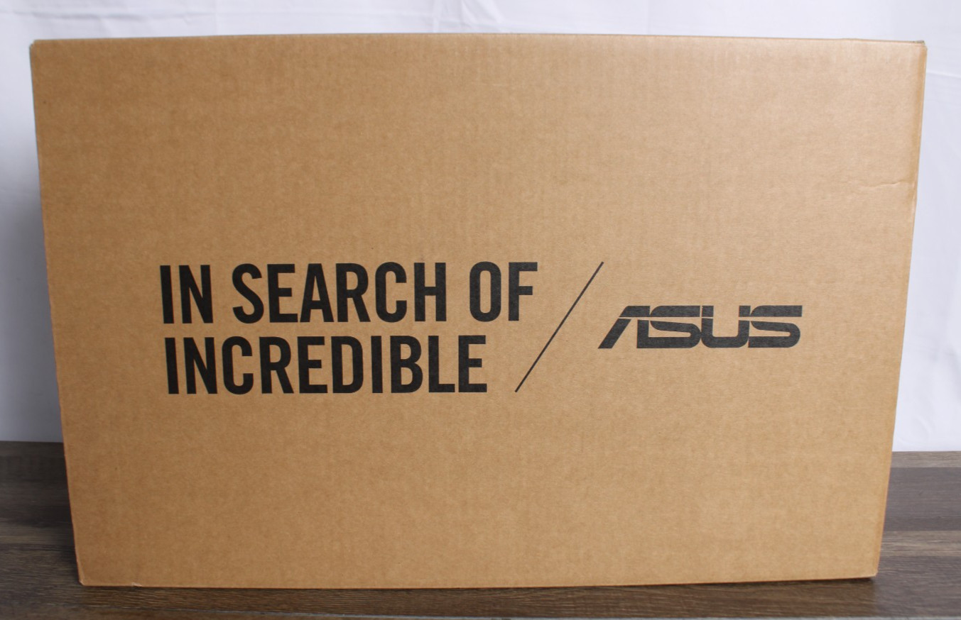 Asus Vivobook 18 Laptop 144Hz Ryen 7 32GB 1TB SSD Quiet Blue M1807H-DS79-NEW