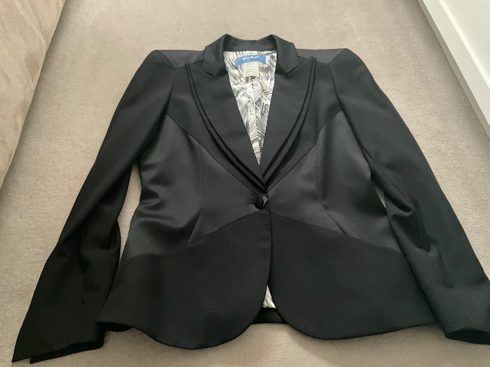 Extremely Rare black silk wool Thierry Mugler Couture suit 80’s 90’s EU44 image 6