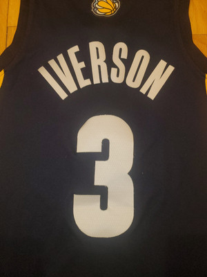  NBA Grizzlies IVERSON ユニフォーム M Vintage adidas Allen Iverson MEMPHIS GRIZZLIES 3 Mens NBA Team