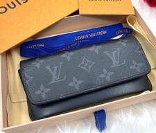 LOUIS VUITTON Etui Lunettes Woody Monogram Eclipse Etui Eyeglasses Case, Size 33