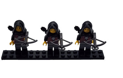 LEGO CASTLE WOLF PACK CROSSBOWMAN BLACK HOOD/GRAY  3 PACK MINI FIGURES