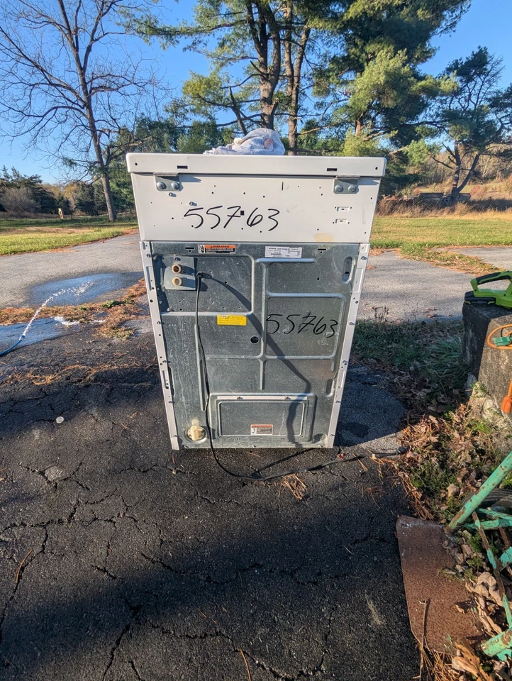 Lavadora comercial Speed Queen SWFY71WN Foto 3 de 4