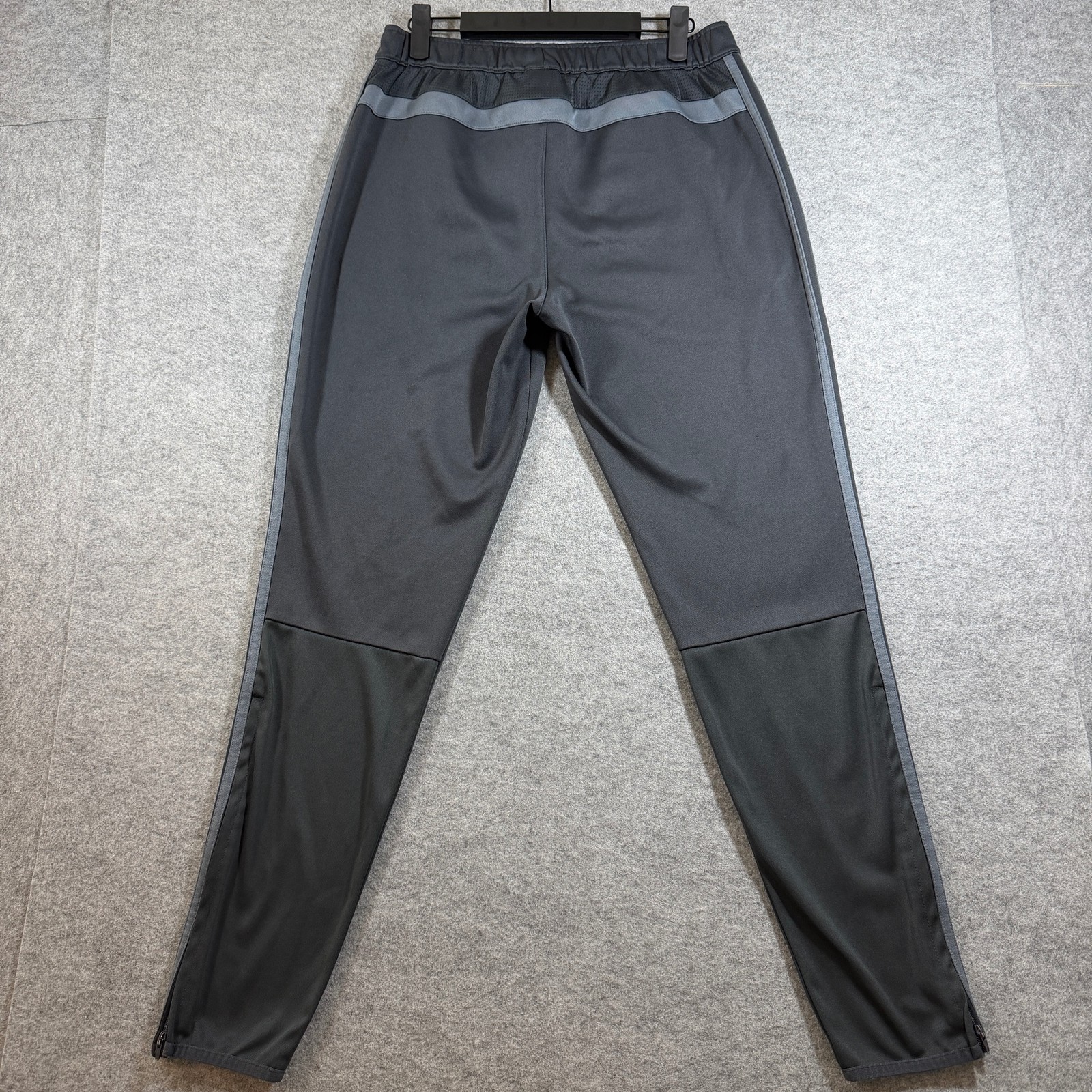 Adidas Track Jogger Mens M Black 3 Stripe Zip Pockets Tapered Athletic Zip Ankle thumbnail 3