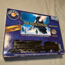 Lionel 7-11803 THE POLAR EXPRESS Ready to Play Train Set - Works Great EUC