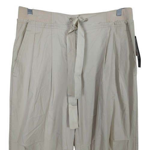 DKNY Donna Karan New York bequeme plissierte Damen-Bermudahose Birke Größe 10 - Bild 3 von 19