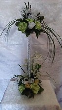 BEAUTIFUL HANDMADE TABLE CENTERPIECE FOR WEDDINGS WHITE/SAGE GREEN ROSES