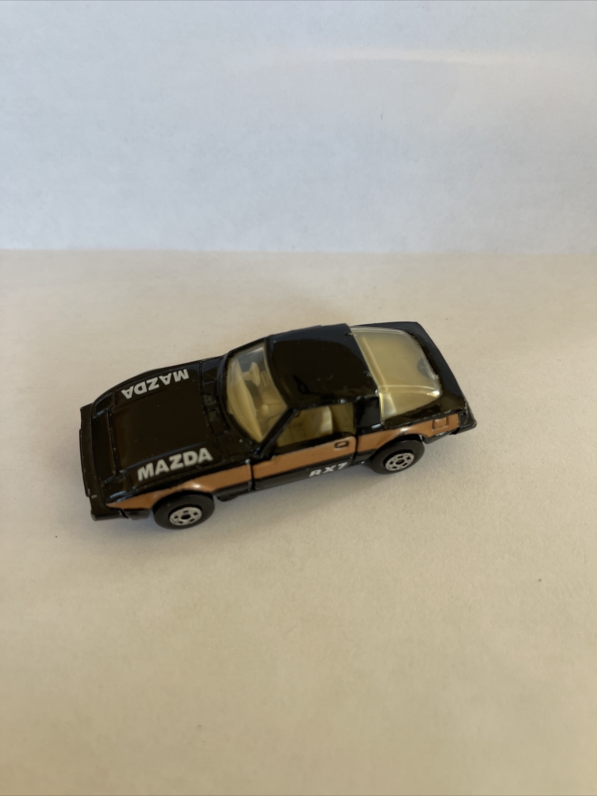 Picture 1 of 4