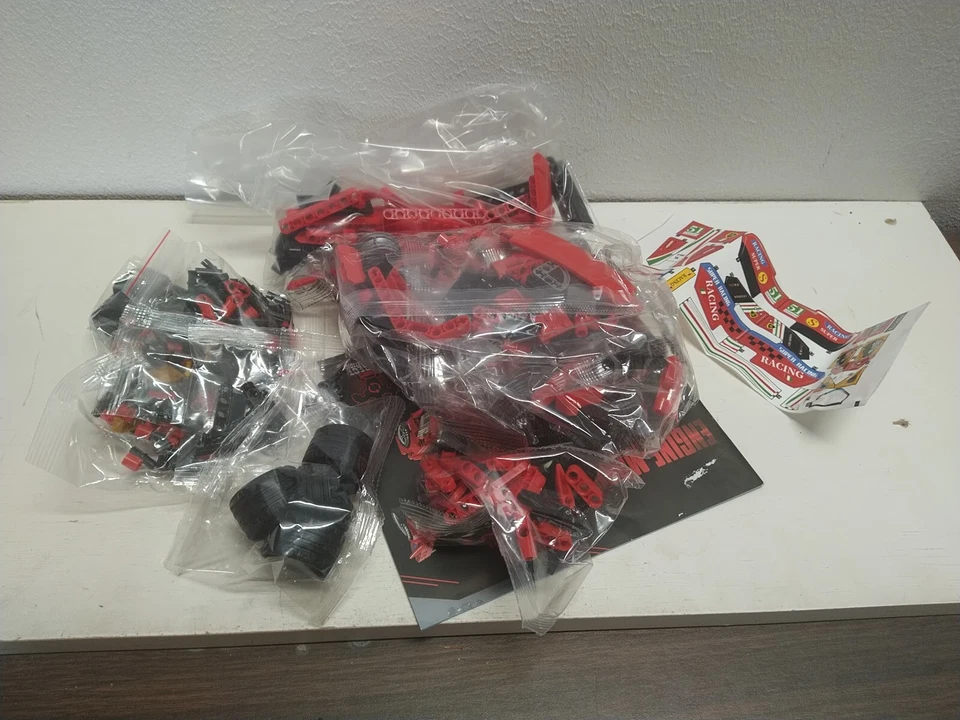 Seyaom Direct Transformation Wind Up Toy Car Robot Transformer Red Race LEGO NOB - Image 2 of 4