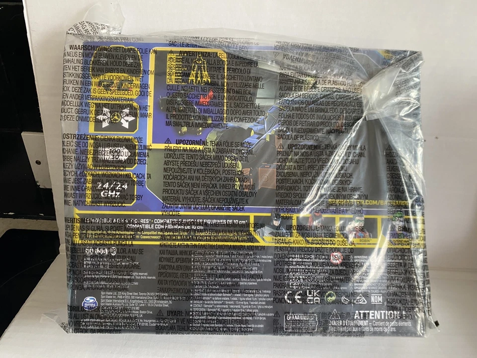 DC Comics, Batman Batmobile Remote Control Car Age 4+, Easy to Drive - Image 2 of 2