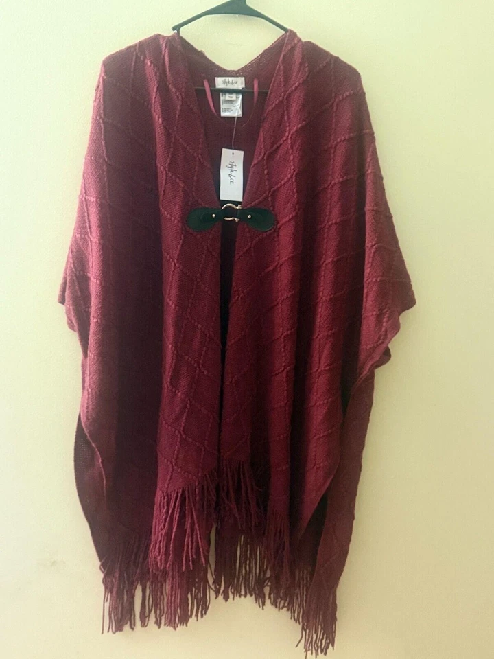 New Style & Co. Women's Fringe-Trim Toggle-Buckle Red Poncho Sweater ONE SIZE - Image 2 of 4