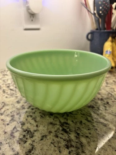 Fire King Oven Bake Ware Jadeite Green Swirl 9" Mixing Bowl Vintage