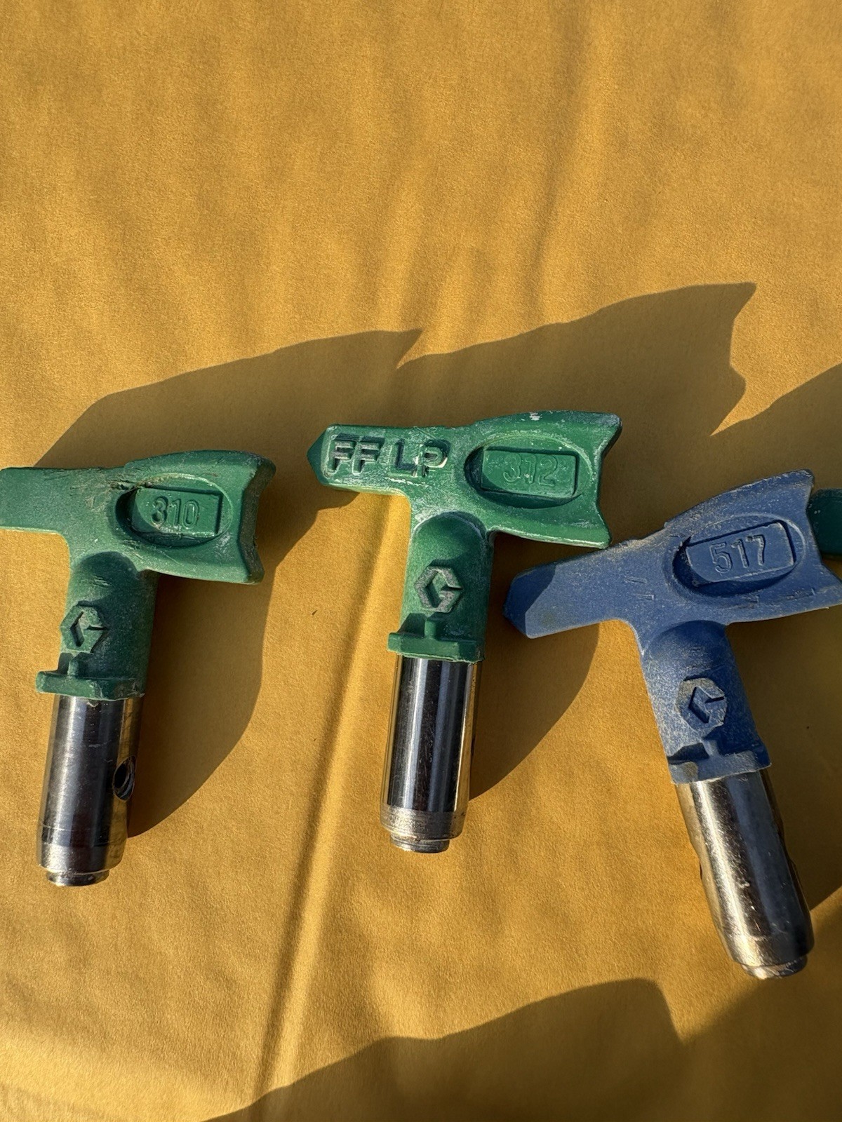 5 Used Graco RAC X LTX Airless Paint Sprayer Tips 2-310. 2-312.  1-517.