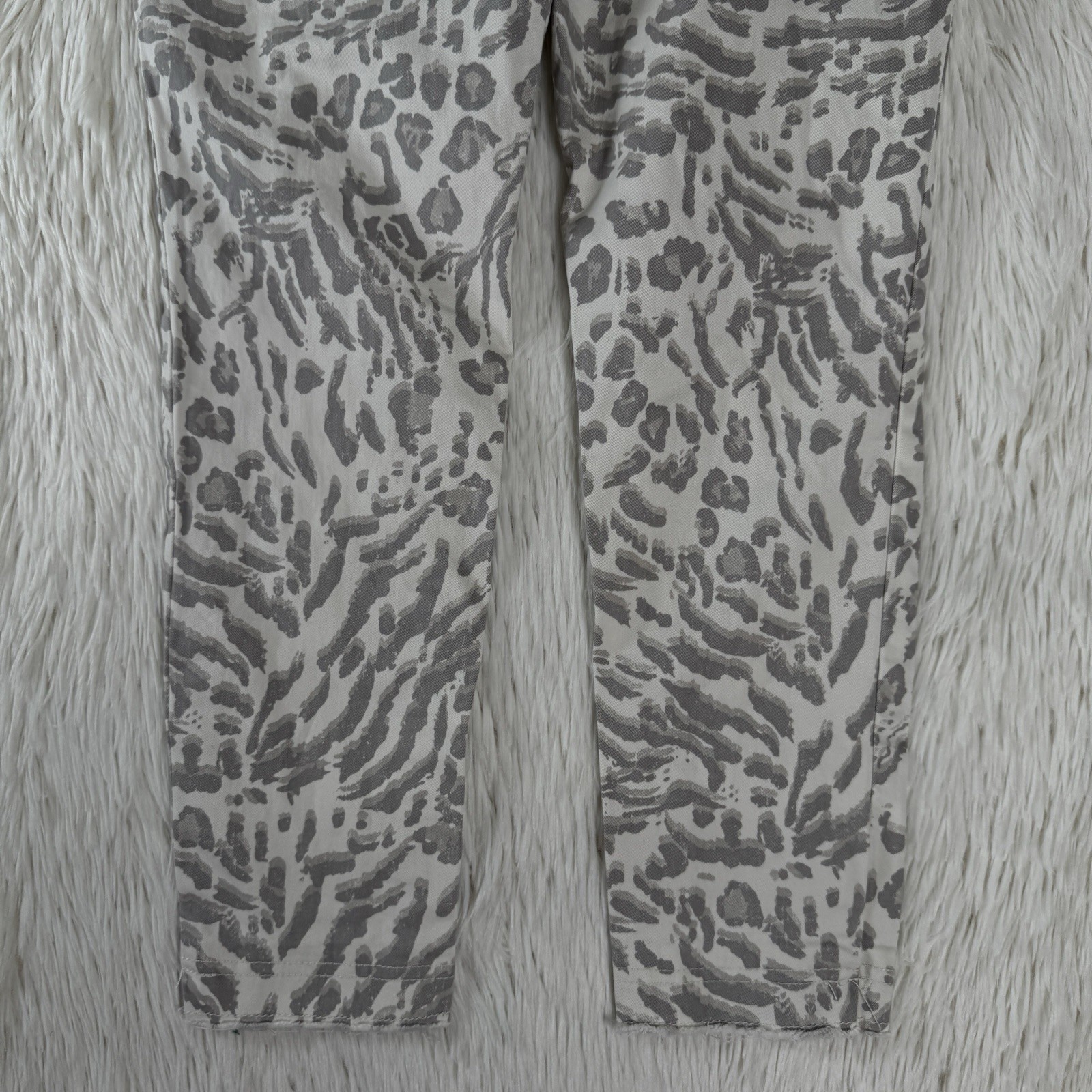 Democracy "Ab" Solution Gray Leopard Print High-R… - image 20