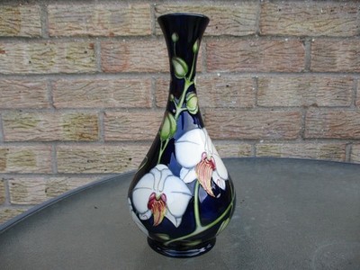 Moorcroft Chatsworth Muster Vase. Des Phillip Gibson. 2005.
