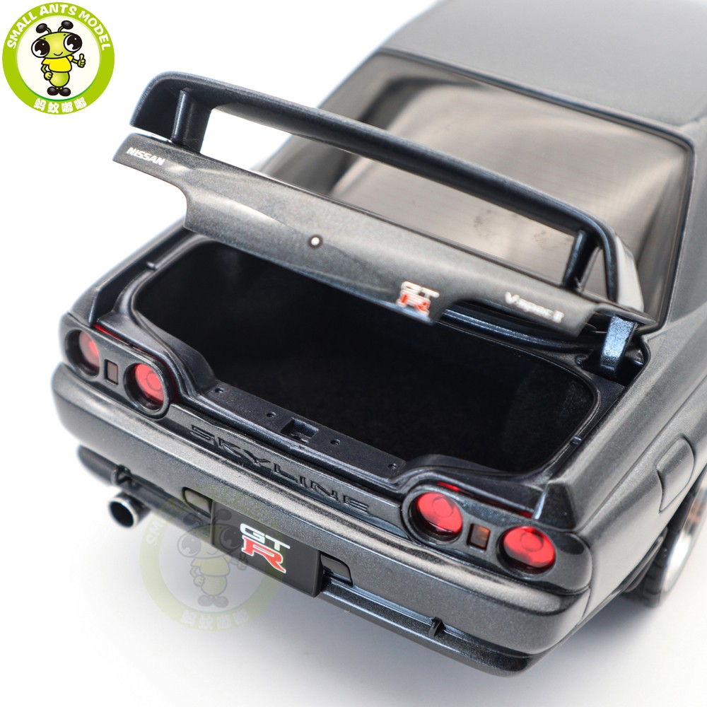 1/18 Nissan Skyline GT-R R32 V-SPEC II Autoart 77417 Gray Diecast
