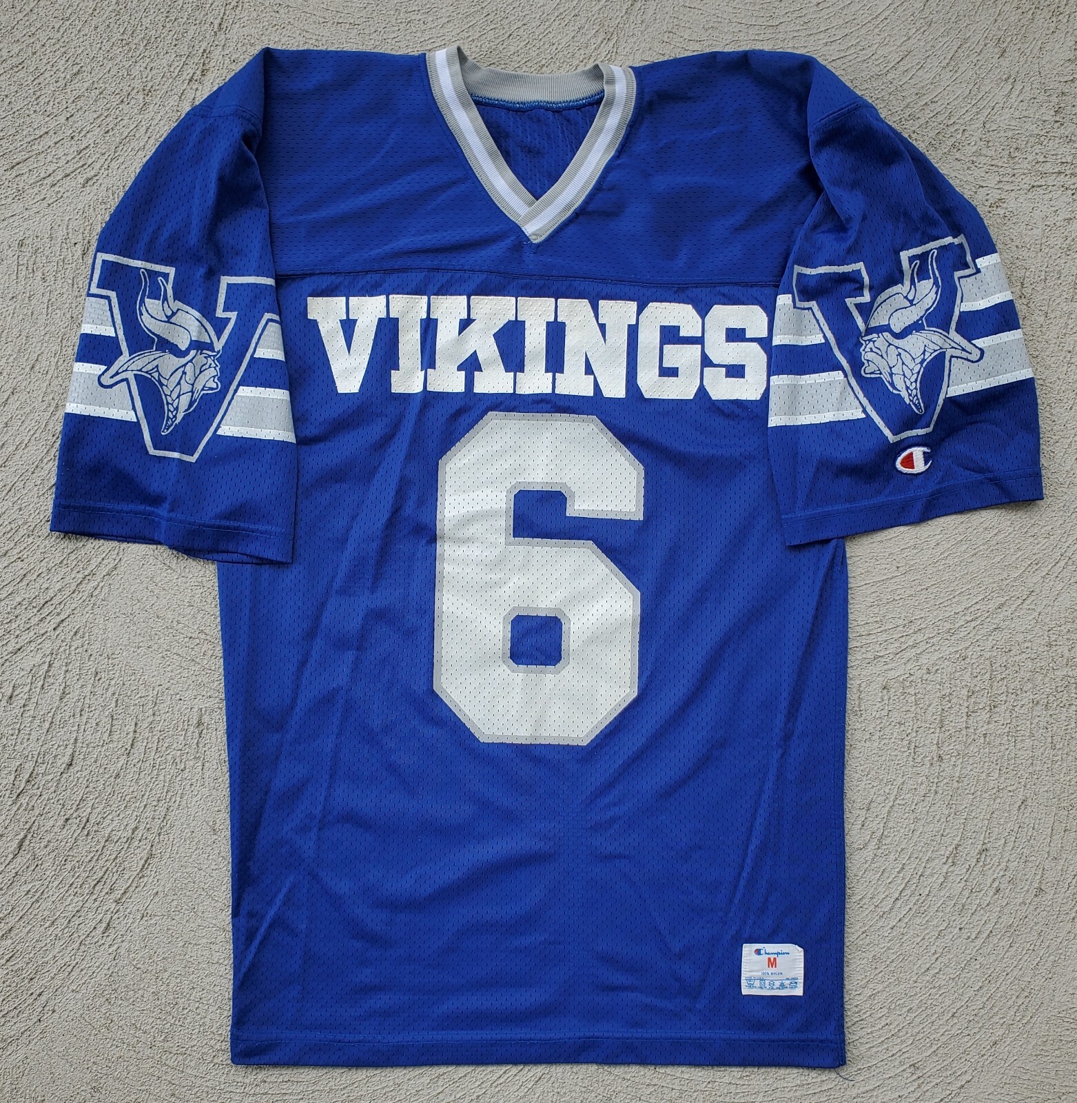 Picture 1 of 10