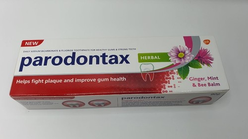 90 g Parodontax pflanzliche Zahnpasta hilft gegen Plaque & verbessert die Zahnfleischgesundheit - Bild 2 von 15