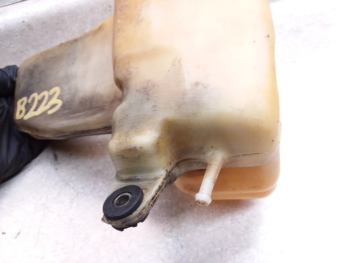 Suzuki 550 Triple GT GT550 Indy Oil Reservoir Tank 1975 ANX-B223