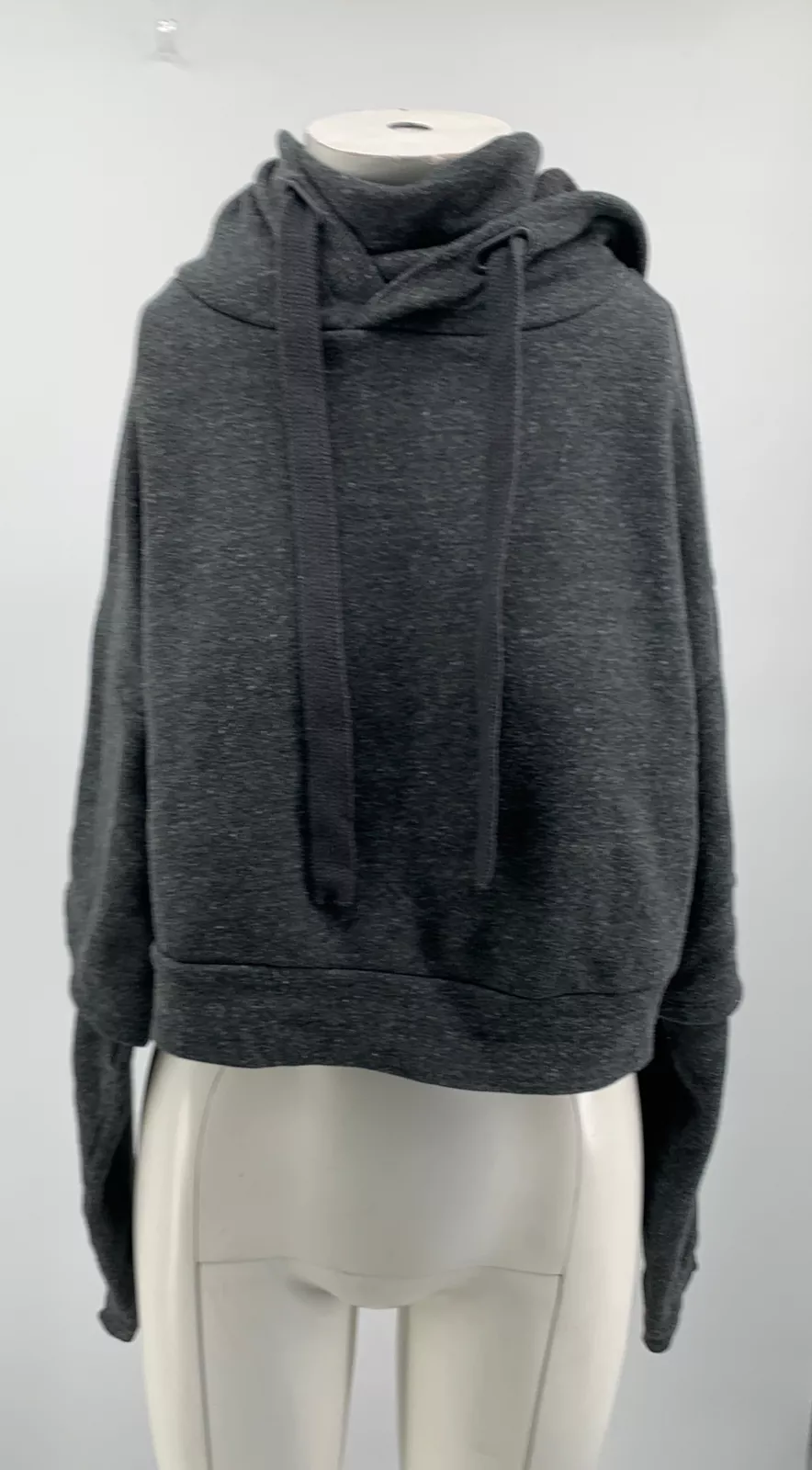 alo-yoga heathered eternall cropped hoodie