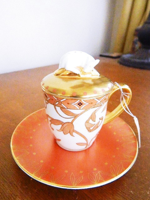 Prouna HESTIA LETO Covered Mocca Cup Cover & Saucer DEER Finial 3 Pc Set - NEW Prouna HESTIA LETO Covered Mocca Cup Cover & Saucer DEER Finial 3 Pc Set - NEW
