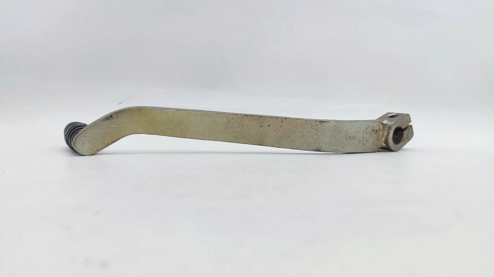 Gear Shifter Lever Pedal Suzuki GT185 GT-185 NOS Genuine 25600-36101 - Image 2 of 4