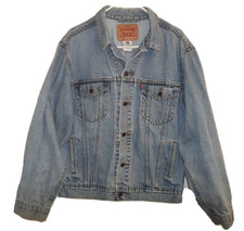 Levi's Denim Jean Trucker Jacket Size Large 70507-0389 Hong Kong Cotton