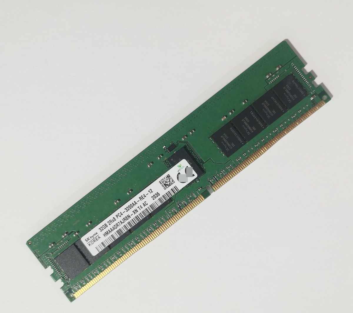 SK Hynix 32GB DDR4 3200 2Rx8 PC4-3200AA-R HMAA4GR7AJR8N-XN 288p