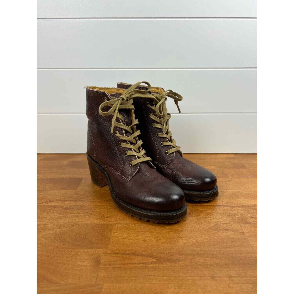 Frye Sabrina lace up | eBay