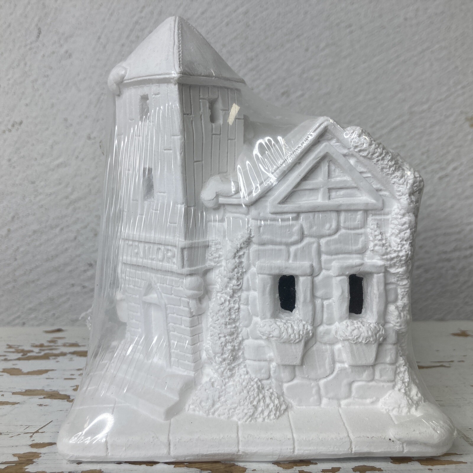 California Creations 97431 Tailor Ready To Paint Ceramic Christmas