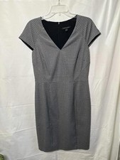 Stylish Banana Republic Plaid Dress - Size 8
