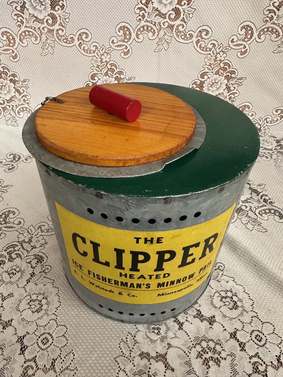 Vintage The Clipper Kerosene Heated Minnow Bucket E.L. Walstedt Co