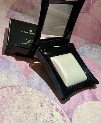Illamasqua Beyond Powder Highlighter 7g Full Size Glow Compact