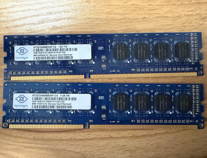 Nanya 4GB (2x2GB) DDR3 PC3-10600U 240-Pin UDIMM RAM NT2GC64B88G0NF