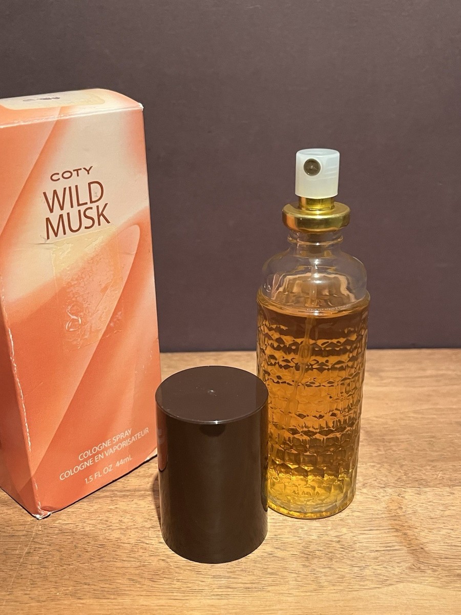 COTY WILD MUSK 1.5 FL. OZ / 44 mL COLOGNE SPRAY DIAMOND CUT BOTTLE