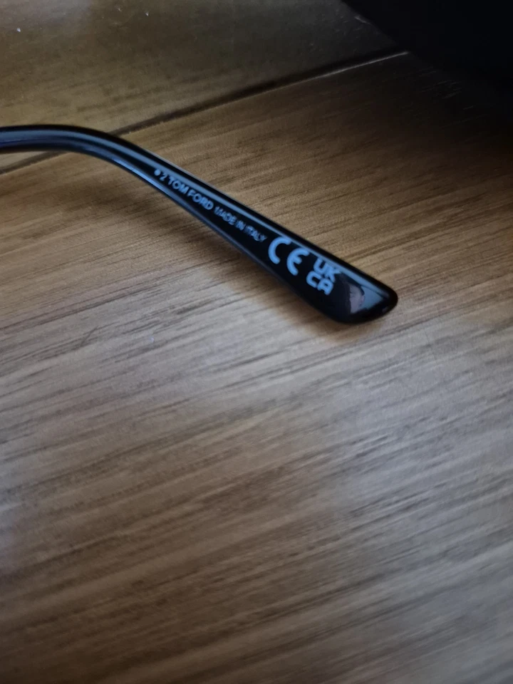 authentic tom ford sunglasses  Keating 1158 30A 71 - image 4 of 4