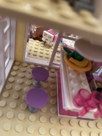 LEGO Friends: Stephanie's Beach House (41037) Complete No Box