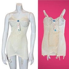 DEADSTOCK Vintage 60’s FULL SLIP DRESS w GARTERS 38B Pointy Bra Paisley Lingerie