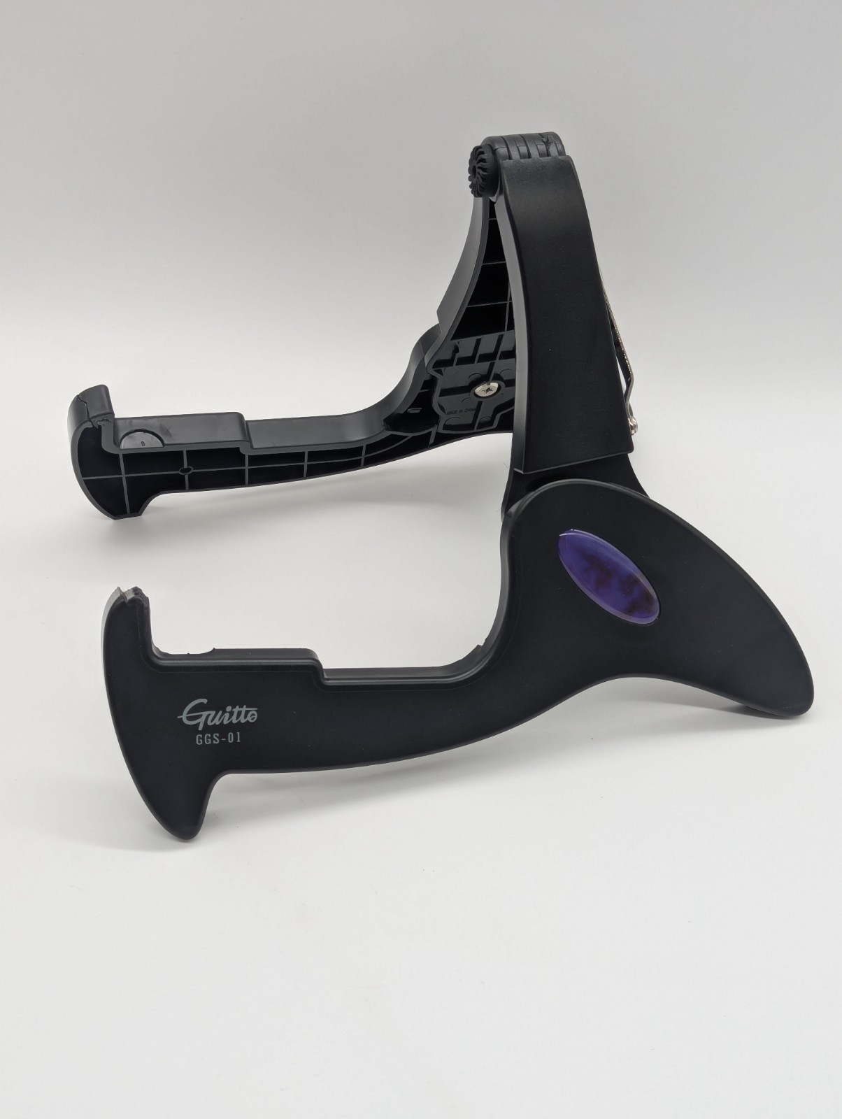 Guitto GGS01B universal foldable stand for electric/acoustic guitar/bass GGS-01