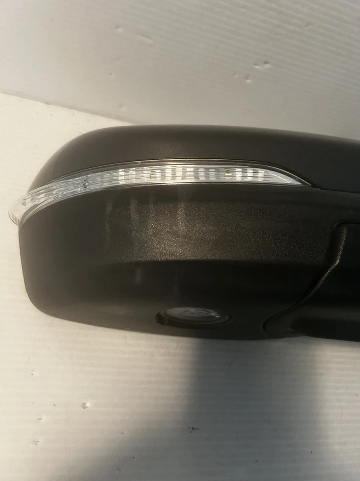 2019 - 2024 Ford Edge Passenger Blind Spot 12 Wire Signal Mirror OEM 1188 - Image 4 of 4