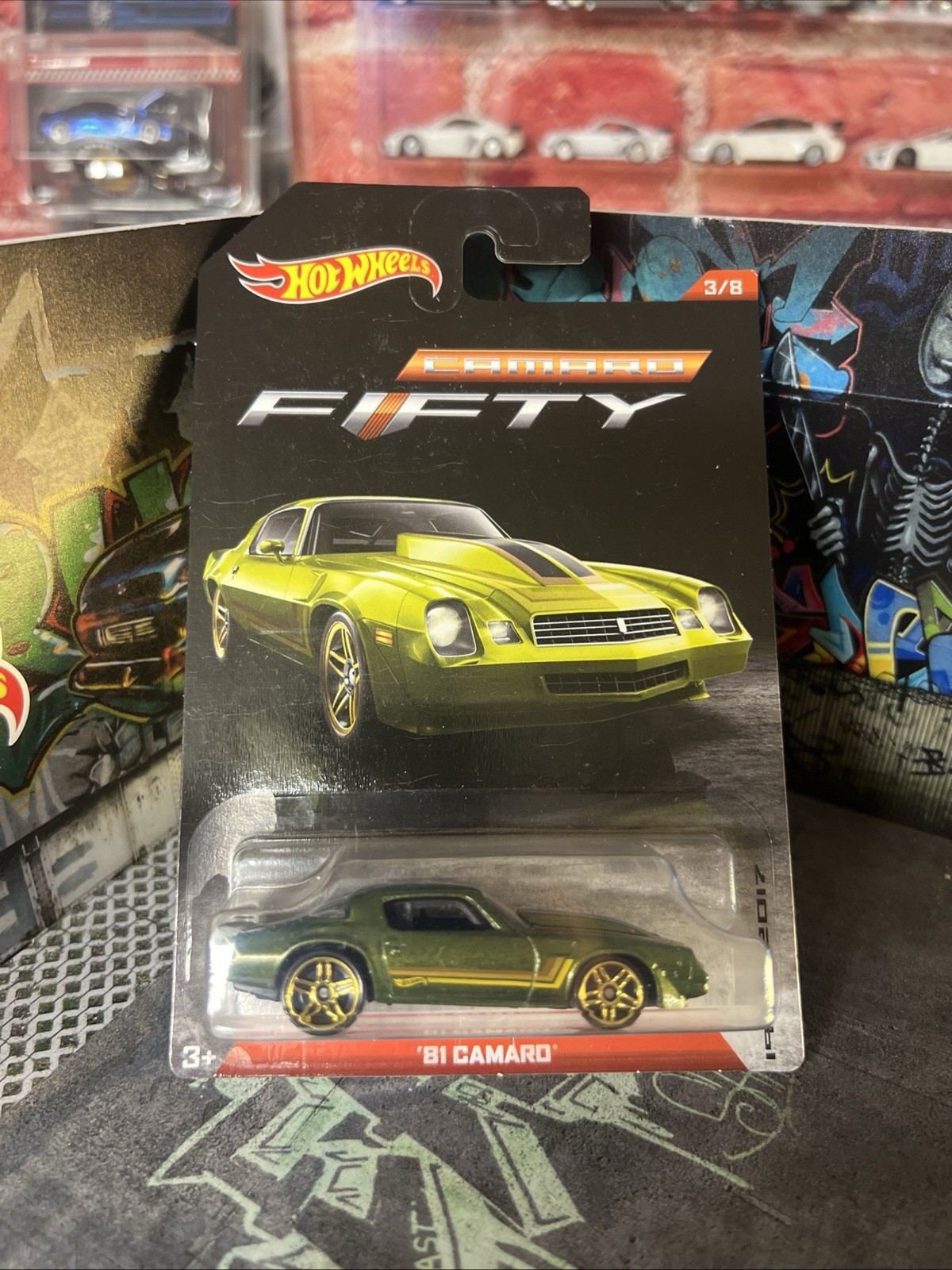 Hot Wheels Chevrolet Camaro Fifty '81 1:64 Diecast Car Green Yellow 2017