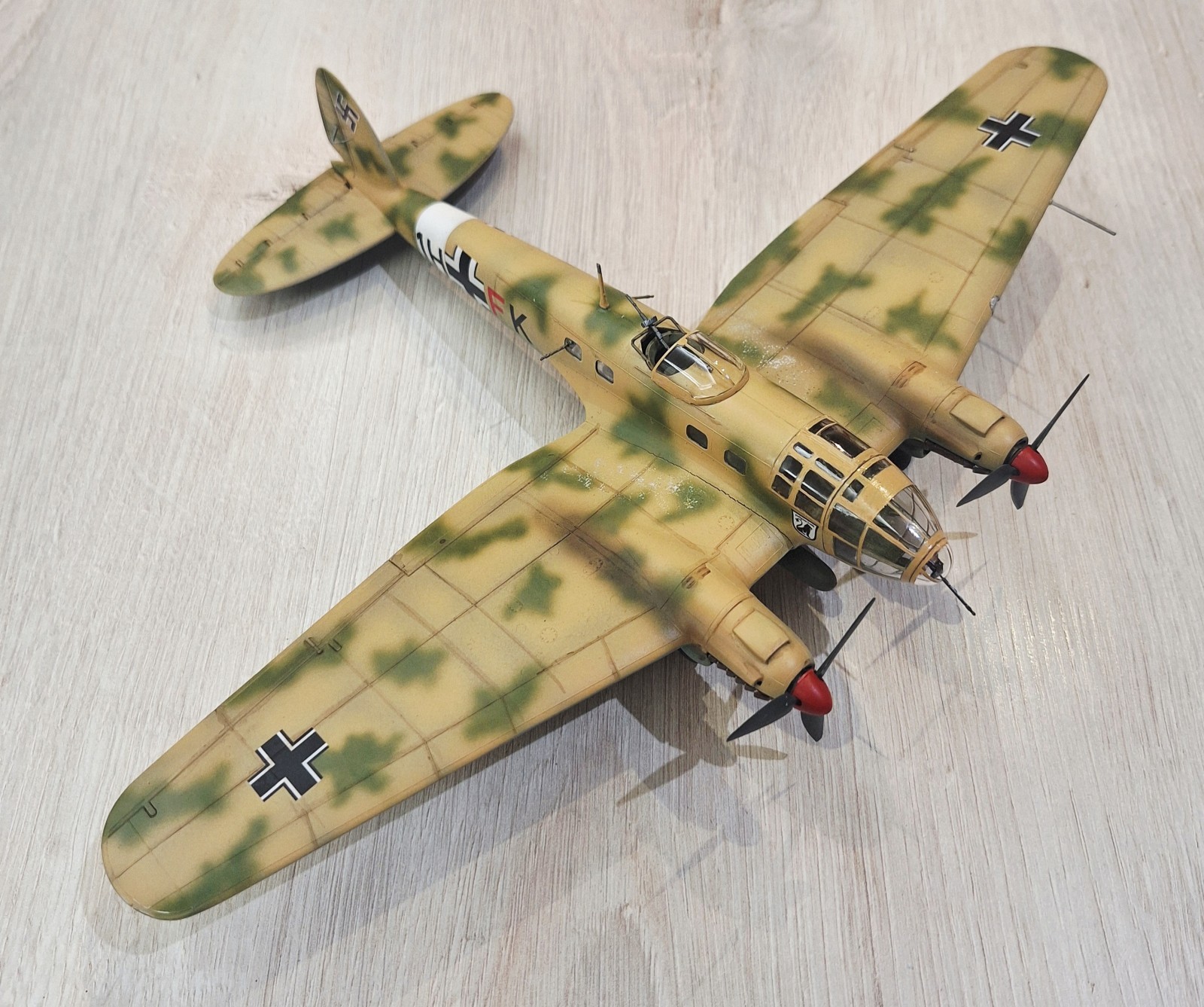 Heinkel HE 111 H6 2/KG26 Mar Mediterraneo 1943 Painted kit Italeri scala 1/72