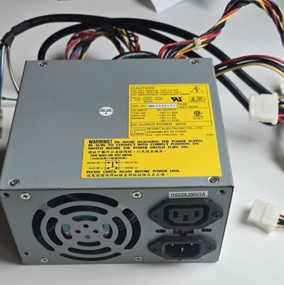 1 Stück Skynet ADT-925C Industriecomputer Netzteil in gutem Zustand