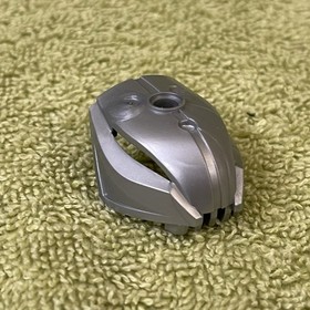 LEGO Bionicle Pearl Light Gray Rahkshi Head / Mask From The ROODAKA Set ( 8761 )