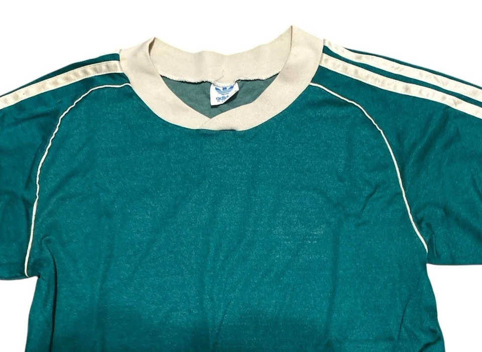 Camiseta de fútbol vintage años 80 Adidas S manga larga desteñida logotipo verde envejecida Foto 2 de 4