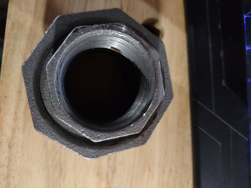150 Pipe Union 1-1/4 Ward unused - Picture 2 of 5